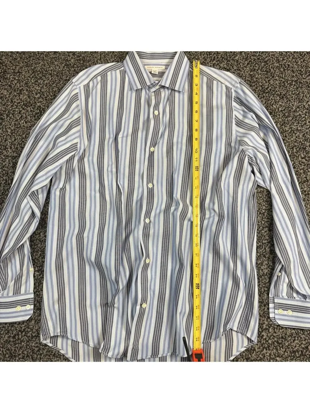 Banana Republic Button Up Shirt L Blue White Gray Striped 16-16.5